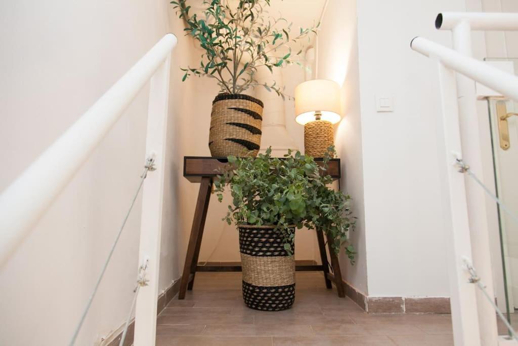 Apartamento Idyllic & Loveliest With Patio.private Parking *
