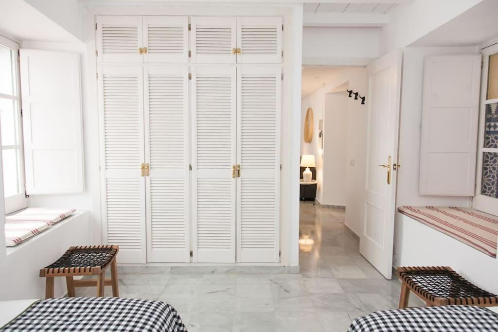 Idyllic & Loveliest With Patio.private Parking Sevilla