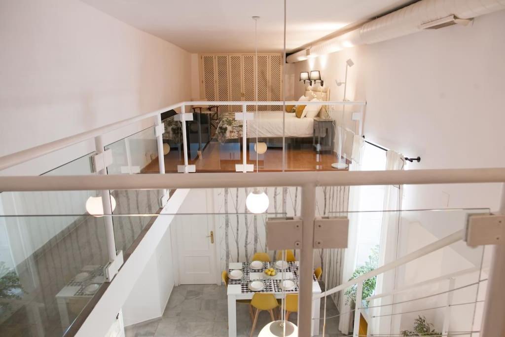 Idyllic & Loveliest With Patio.private Parking Sevilla