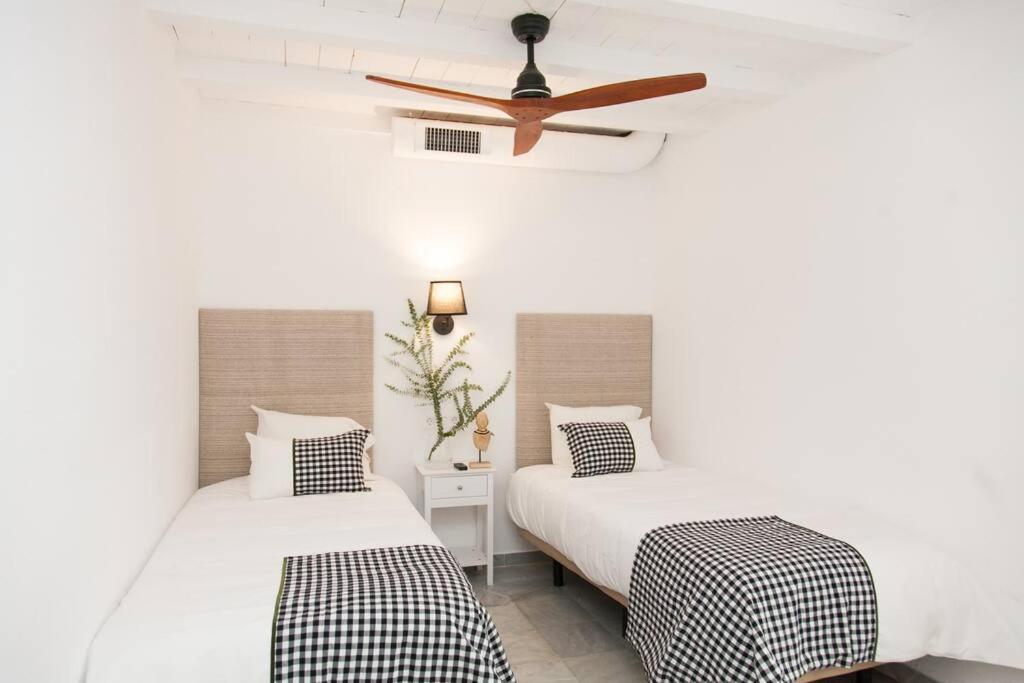 Idyllic & Loveliest With Patio.private Parking Apartamento *